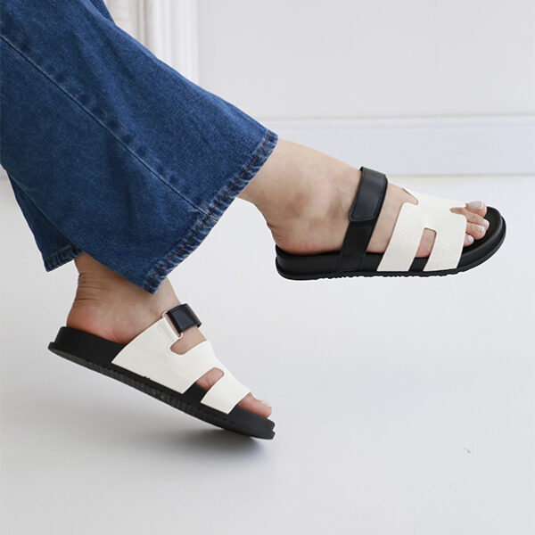 Mule Julia 0182-1