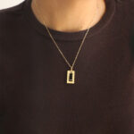 Collier 132_RCTNGL-N