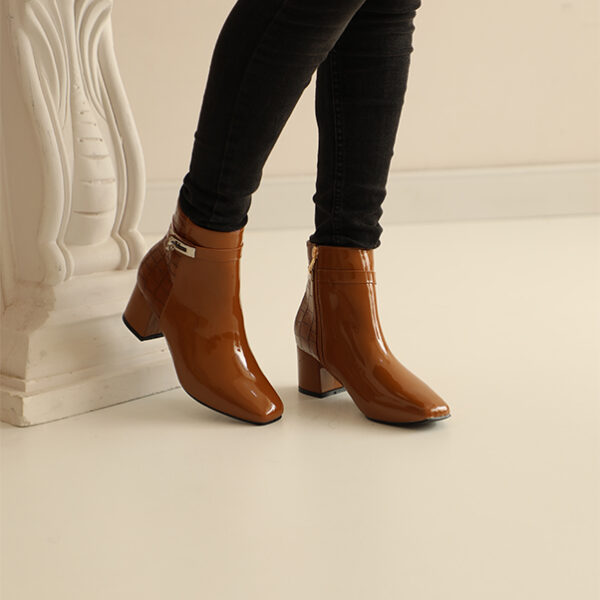 Boots Julia J-49