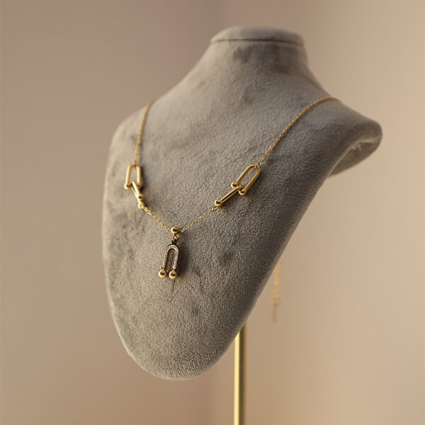 Collier 408_TFN