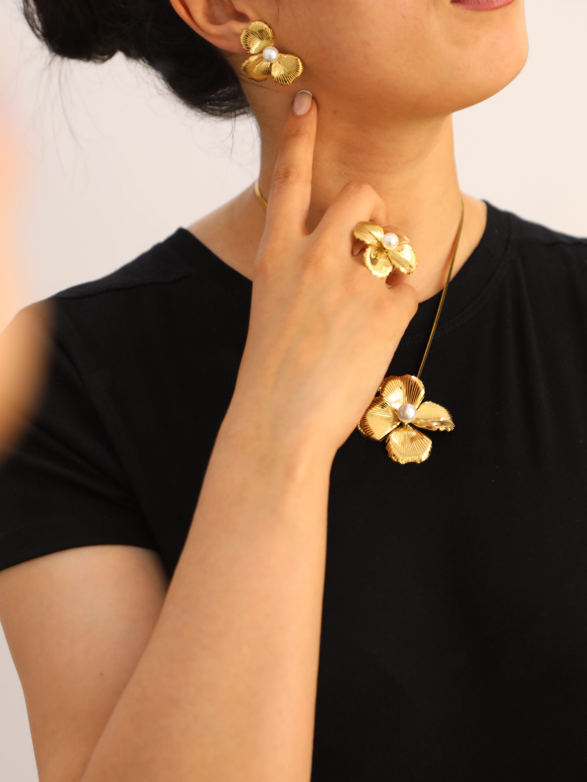 0C7A2090 Parure 621 – Image 1