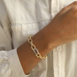 Bracelet 310