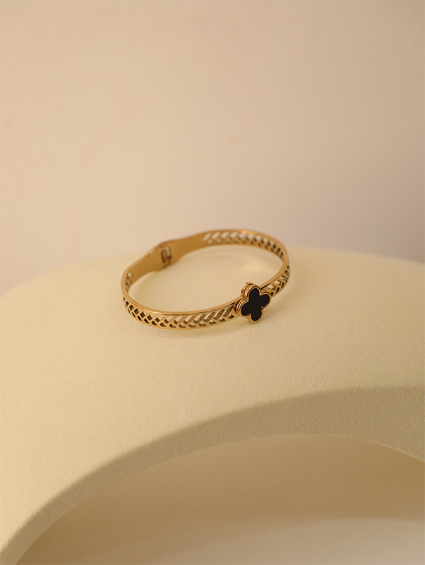 0C7A8038 Bracelet 331 – Image 1