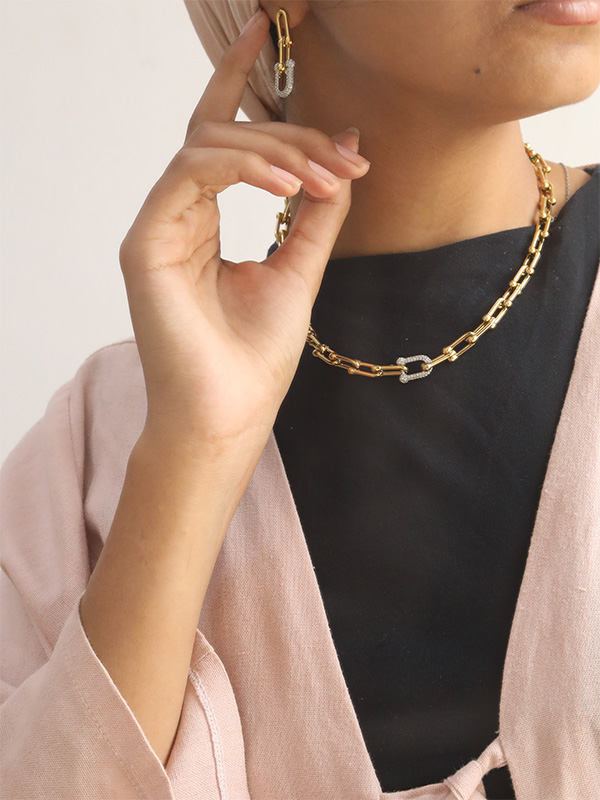 0C7A8209 Parure 618 – Image 1