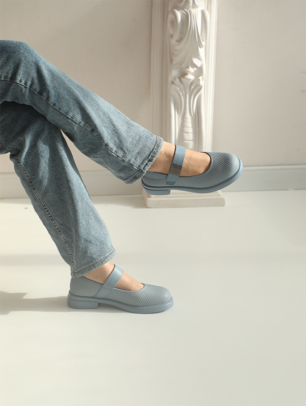 0C7A6328 Mocassin Julia J-128 – Image 1