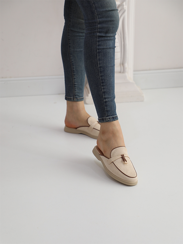 0C7A6441 Mule Julia F-158 – Image 1