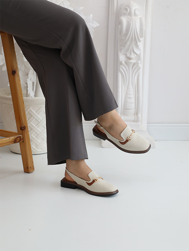 0C7A7196 Mule Julia J1101-8B – Image 1