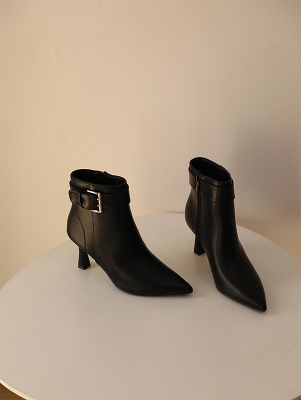 0C7A0297 Boots Julia C-08 – Image 1